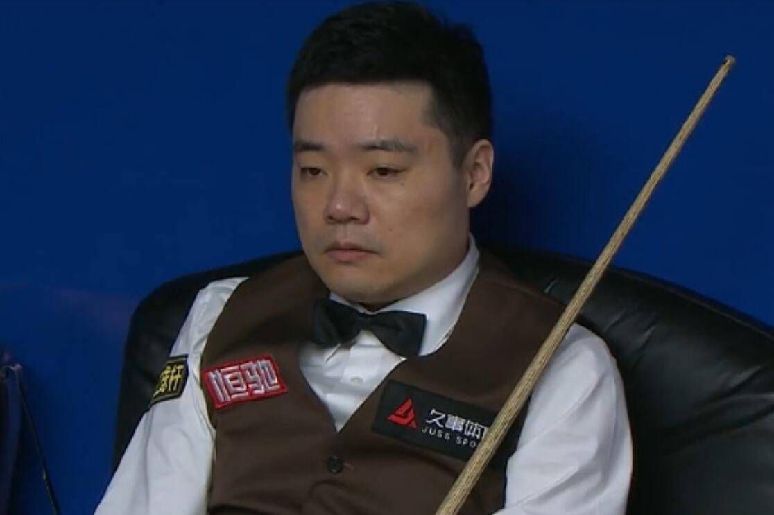 黑袜男男被调教gay2022
